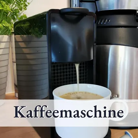 Grosse Moderne Ferienwohnung In Bester Bodenseelage L 1 Minute Zum Bodensee L 2 Zimmer L Vollausgestattete Kueche L Sonnenbalkon L Wlan L Willkommen Im Moeggingen Apartamento *